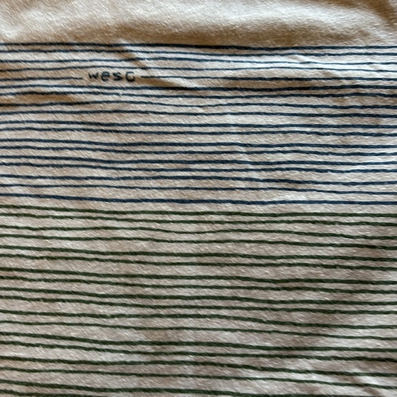 WESC t shirt gray with all around graphic size large - Picture 4 of 4